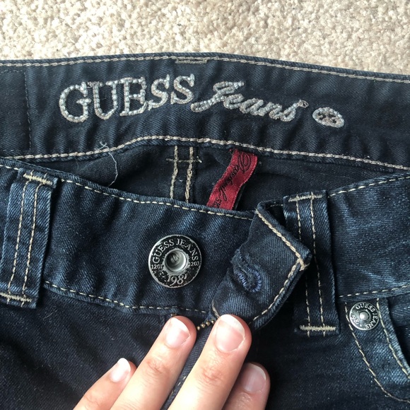GUESS Skinny Jeans - Picture 5 of 7